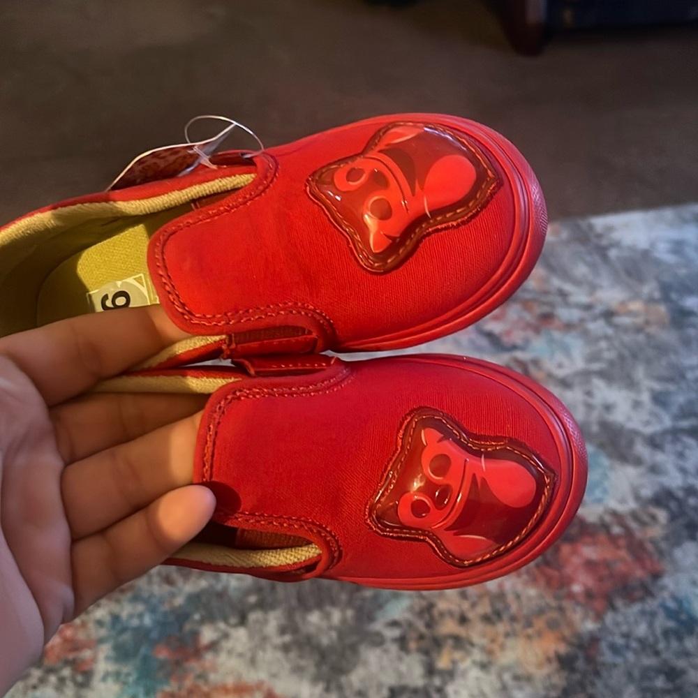 Red toddler vans